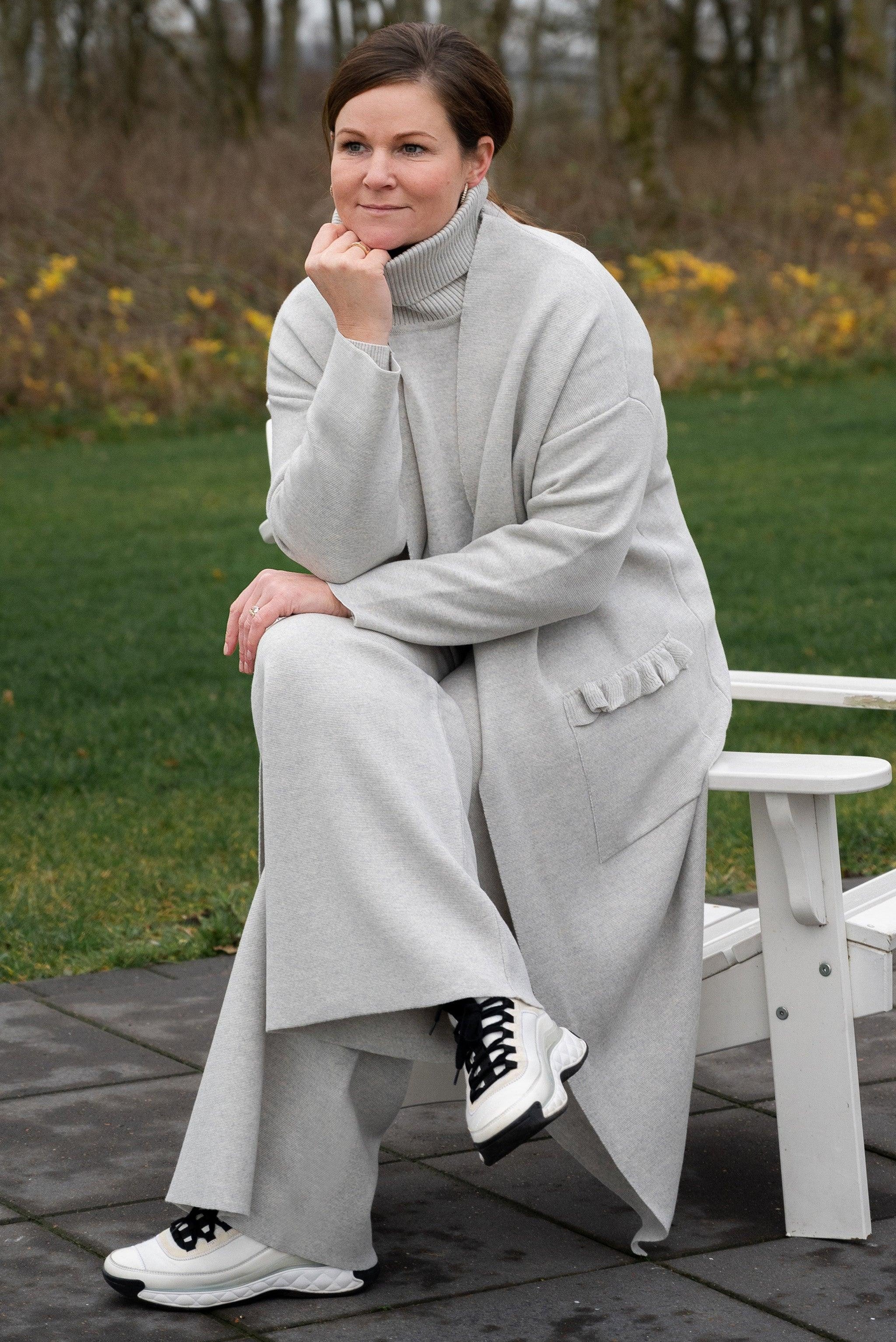 Tiffany, Merino Wool Cardigan, 5 colors - Sasha La Mer