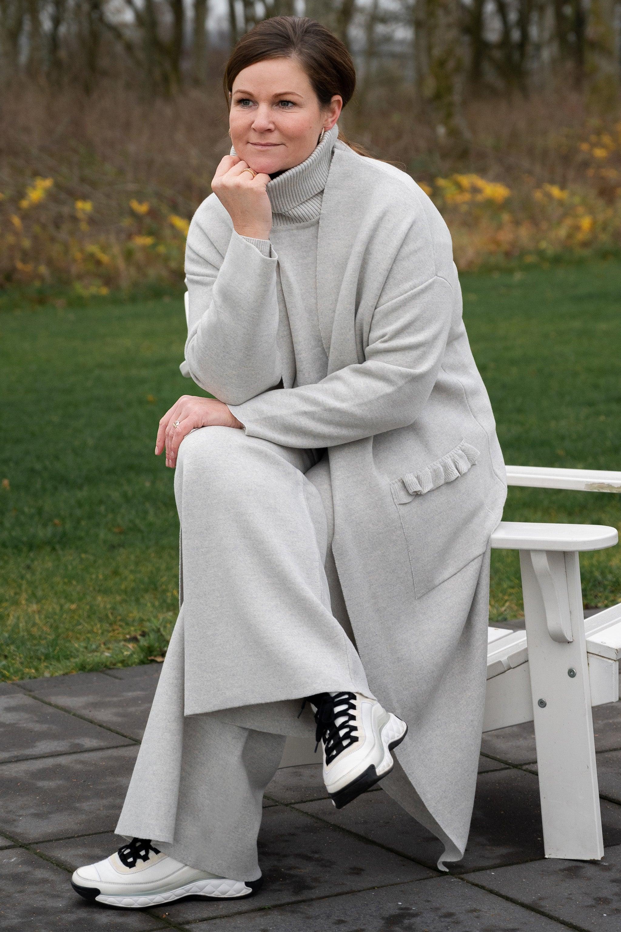Tiffany, Merino Wool Cardigan, 5 colors - Sasha La Mer